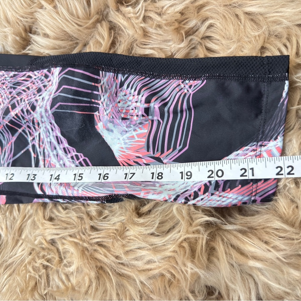 Nike Power Crop legging- Sea Coral Women’s Sz S Inseam: 22” black & pink Dri-Fit - Picture 7 of 8